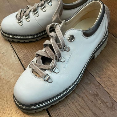 Leather Lace-up Shoes