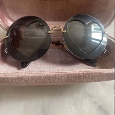 Lunettes de soleil Miu Miu coeur