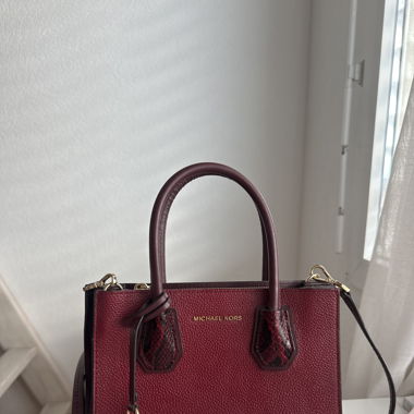Sac Michael Kors bordeaux 