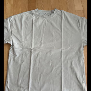 White Basic T-Shirt Size M