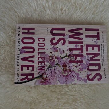 It Ends With Us von Colleen Hoover auf Englisch