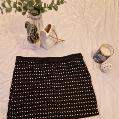 Jupe Noire & Blanche Mango