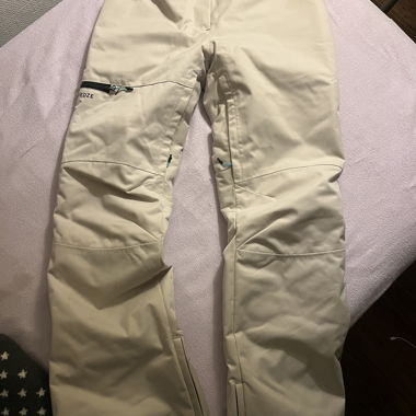 Snowboard pants