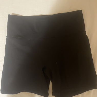 Schwarze Radlerhosen