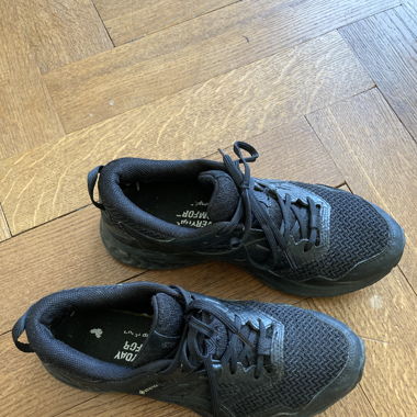 Amplifoam Sneakers (Goretex) Gr.37.5