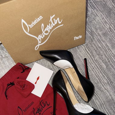 LOUBOUTIN PIGALLE 