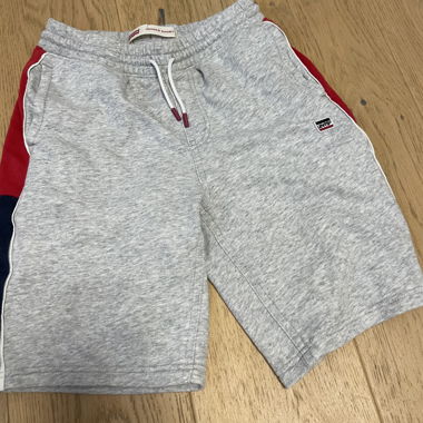 Levi's jogger shorts