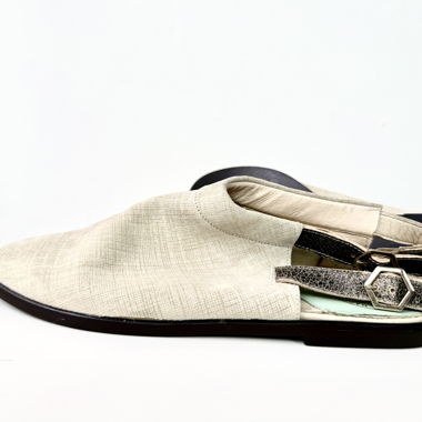 Sandali slingback beige con cinturini