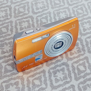 Olympus mju 700