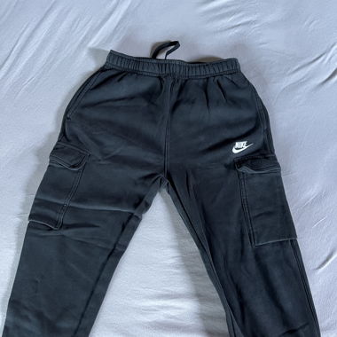 Schwarze Trainer 