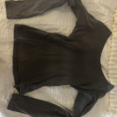 Top a righe Brandy, taglio scollato sulle spalle