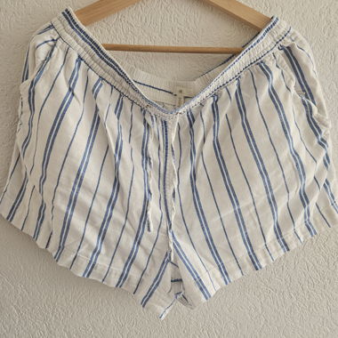 Gestreifte Shorts