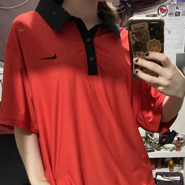 nike t-shirt