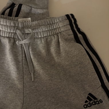 Pantaloni da jogging Adidas :)