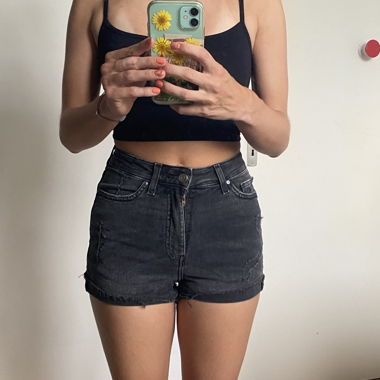 Mini shorts in denim nero