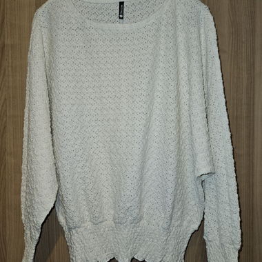 Pull texturé écru