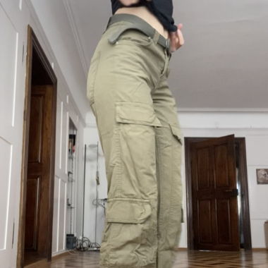 Olivgrüne Cargohose 