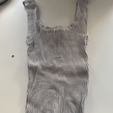 Haut sans manches côtelé gris