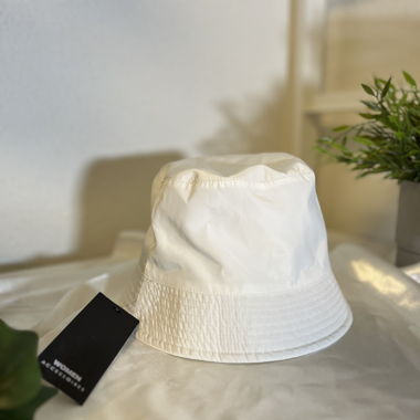 Weisser Bucket Hat – One Size