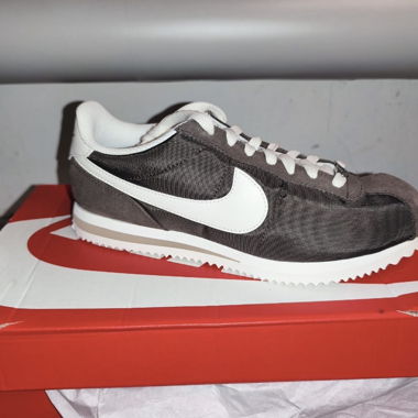 Nike Sneaker