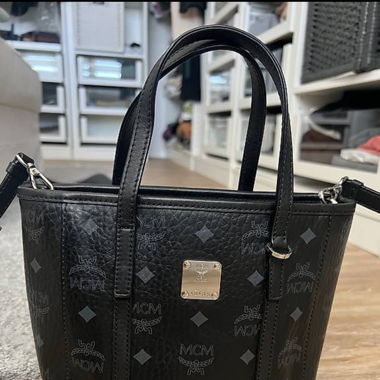 MCM Shopper TONI mini schwarz