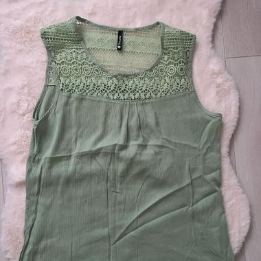 Grüne Bluse
