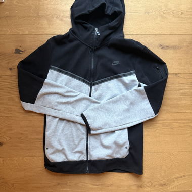 nike tech gray