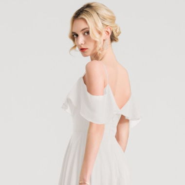 Jolie robe de mariage civil - Hübsches weiße Kleid