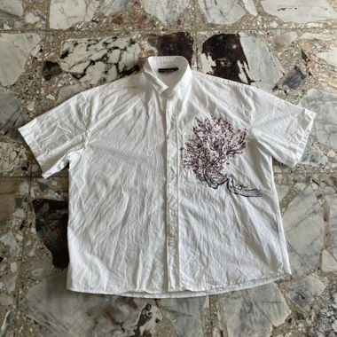 Camicia bianca a maniche corte con stampa Der Schutze 