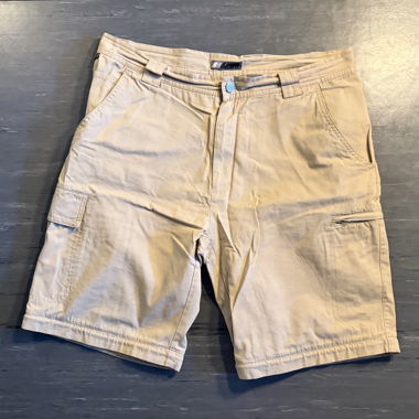 Short cargo beige