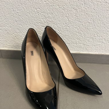 Hugo Boss high heels 