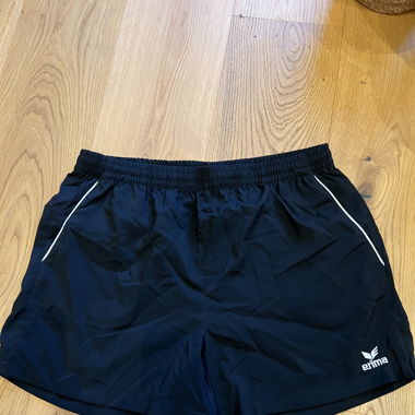 *NEUE* Erima Shorts