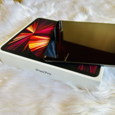 iPad Pro 11“ Wi-Fi + Cellular 128 GB 3. Generation