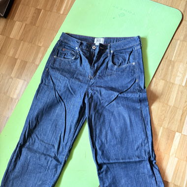 Jeans BDG femme 32W 30L