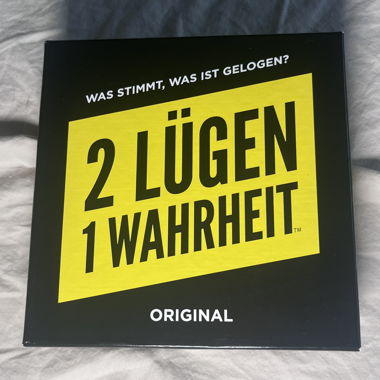 2 Lügen 1 Wahrheit Kartenspiel