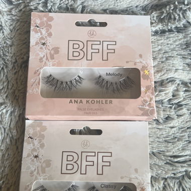 Lashes