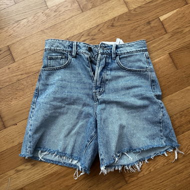 Short in denim