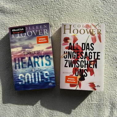 2 Colleen Hoover Bücher