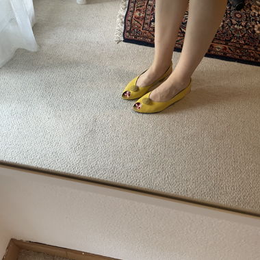Escarpins slingback jaunes vintage en cuir