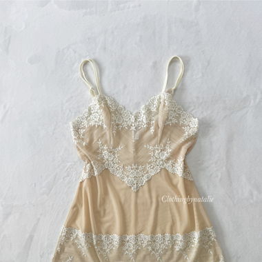 Wacoal Nude Lace Slip Dress (M)
