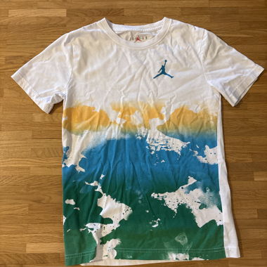 Jordan T-shirt 12-13 years