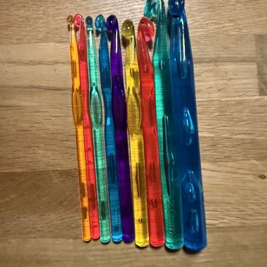 Lot de crochets en plastic 