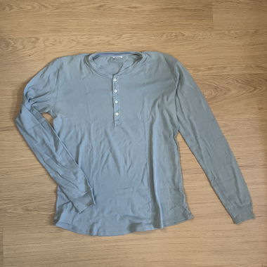 Blauer Longsleeve-Top