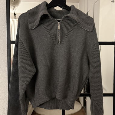 Pull en tricot gris Zara