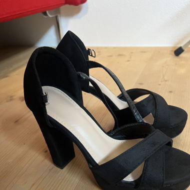 Schwarze HighHeels Gr. 35