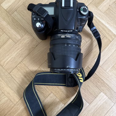 Nikon D90