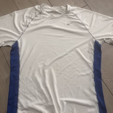 T-shirt Nike