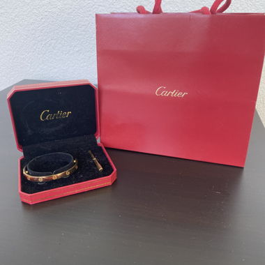 Cartier Bracelet – Love Design (not original)