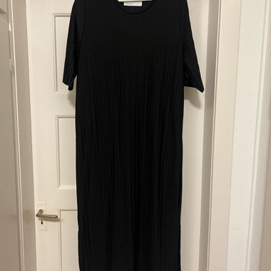 Langes Kleid Rippenstrick