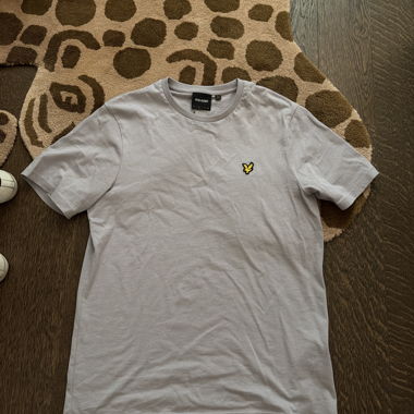 lila Lyle & Scott T-Shirt